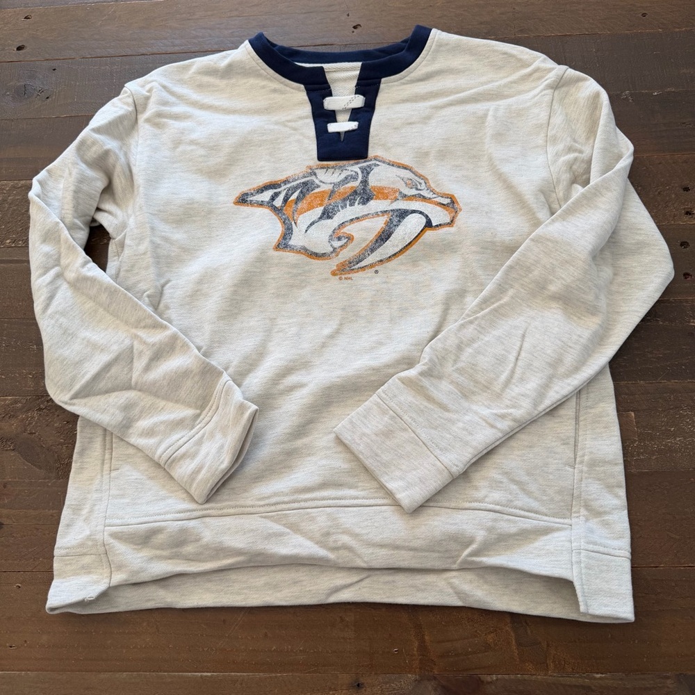 NHL predators Gray French terry sweatshirt with Logo